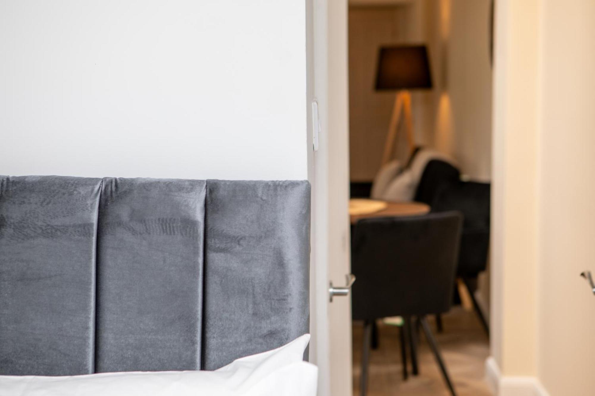Modern Apartment Free Off Road Parking 2X Double Rooms Suite 11 Nottingham Buitenkant foto